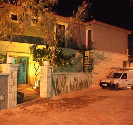 kolaj otel Otel *