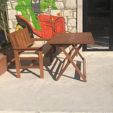 Otel kolaj otel *