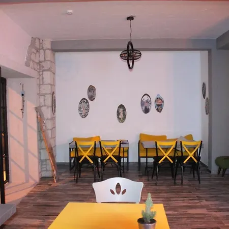 kolaj otel