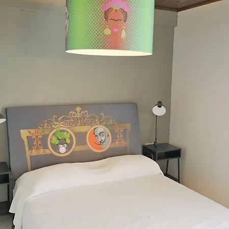 kolaj otel Otel Çeşme